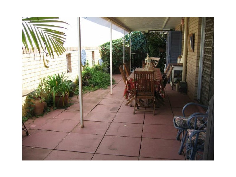 1 Maud St, York WA 6302