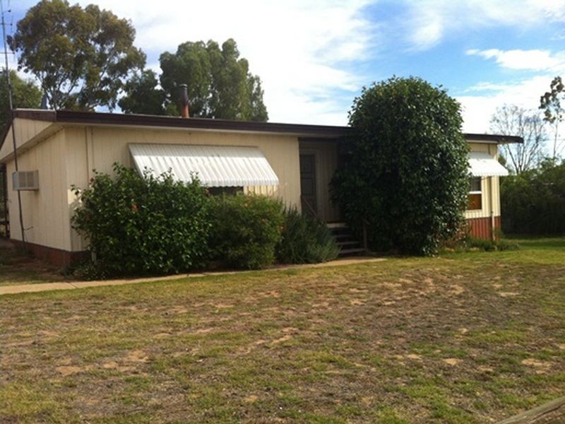 8 View Street, York WA 6302