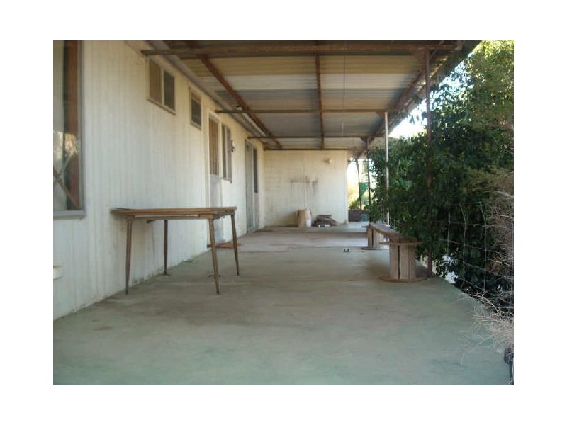 17 Ashton Street, Quairading WA 6383