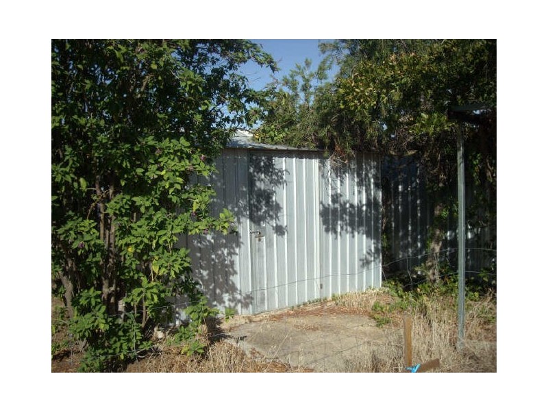 17 Ashton Street, Quairading WA 6383