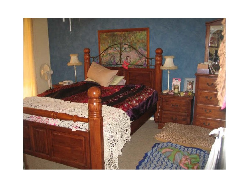 16 Riverside Court, York WA 6302