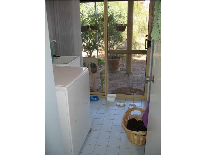 16 Riverside Court, York WA 6302