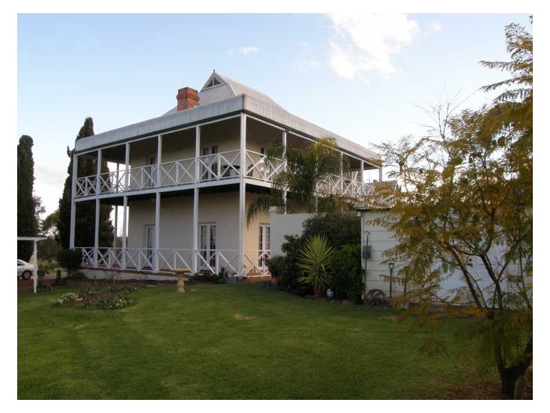 15 Carter Road, York WA 6302