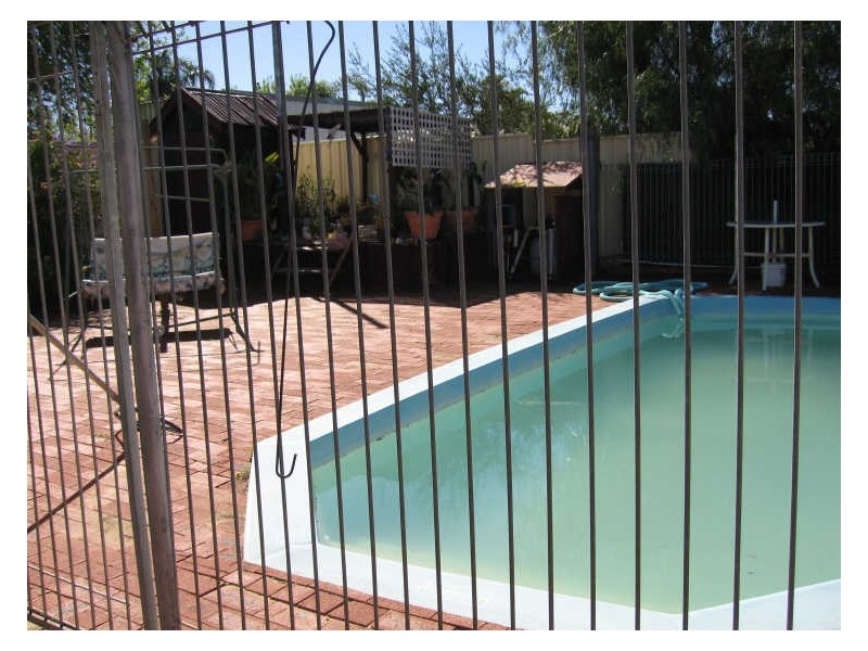 28 Macartney Street, York WA 6302