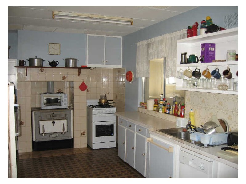 28 Macartney Street, York WA 6302