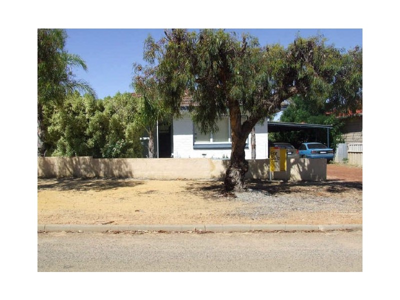 22 Forrest Street, Quairading WA 6383