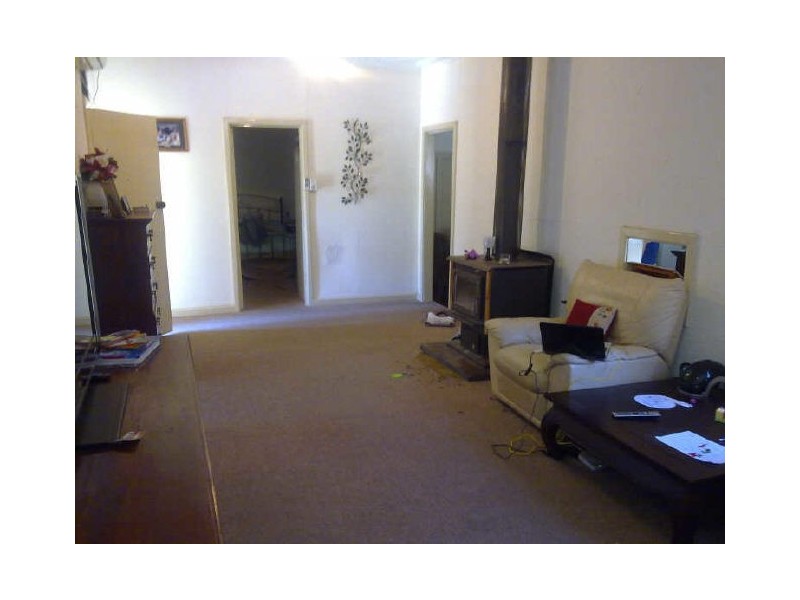 15 Smith Street, Beverley WA 6304