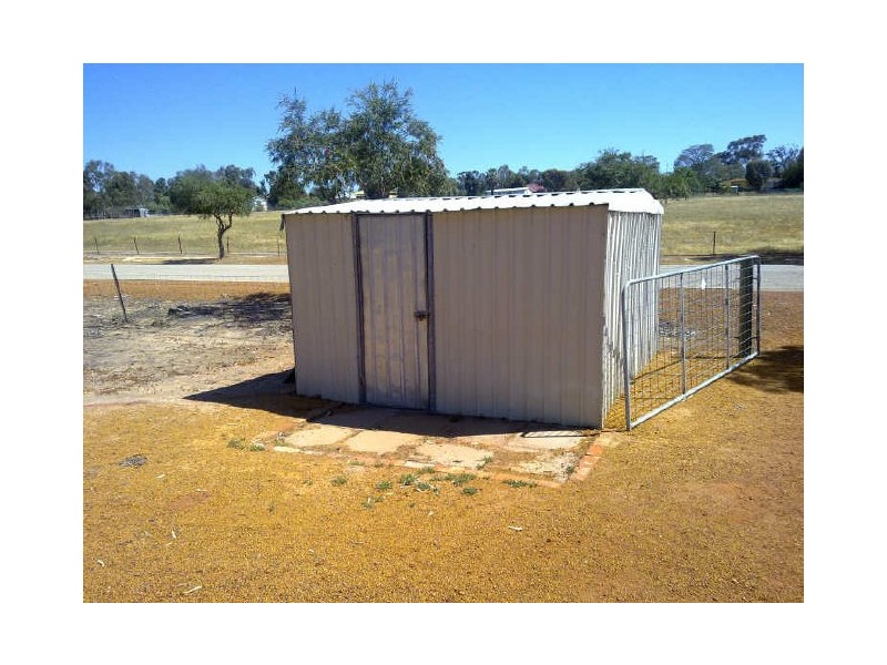 15 Smith Street, Beverley WA 6304