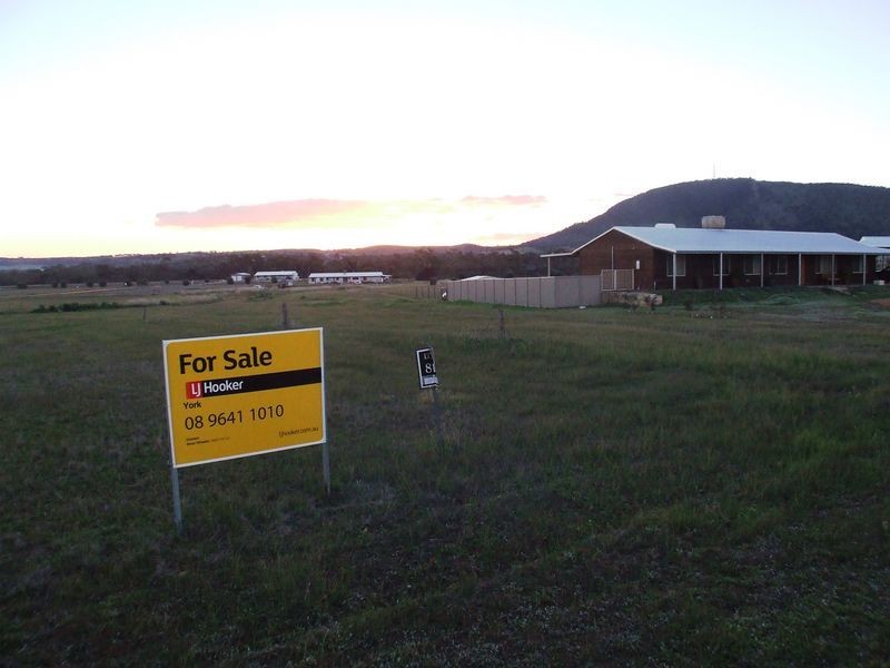 23 Andrews Avenue, York WA 6302