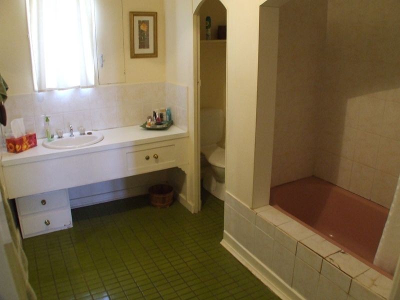 125 Attfield Road, York WA 6302