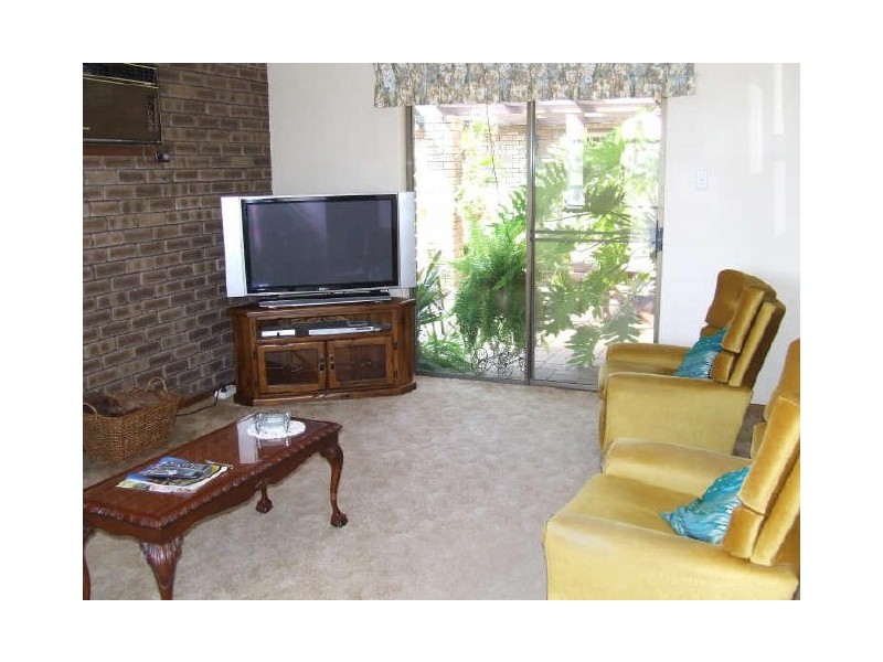 2 Scott Street, York WA 6302