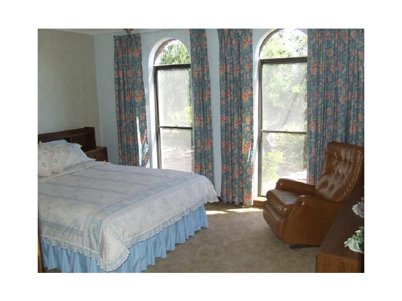 2 Scott Street, York WA 6302