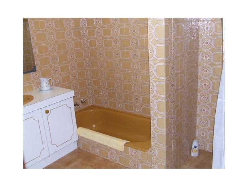 2 Scott Street, York WA 6302