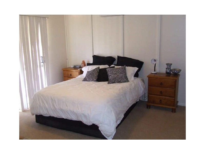 61 Railway Road, York WA 6302