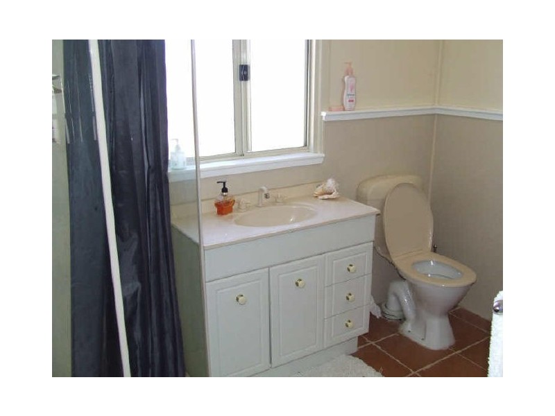 61 Railway Road, York WA 6302