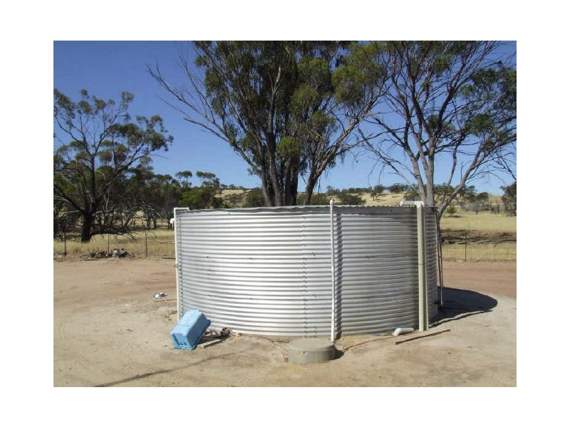 61 Railway Road, York WA 6302