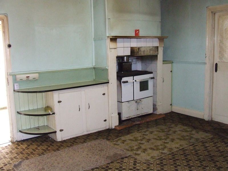 3 Steere Road, York WA 6302