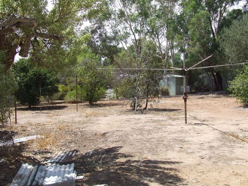 3 Steere Road, York WA 6302