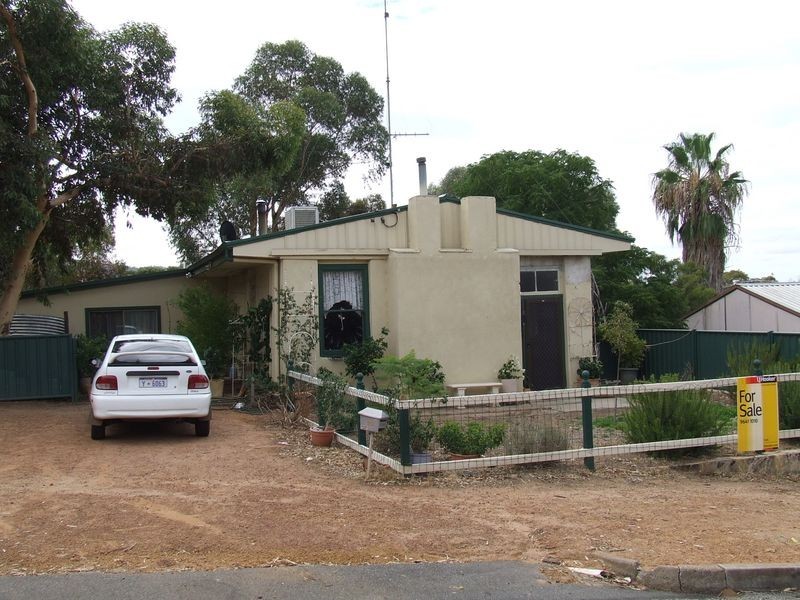 10 Ford Street, York WA 6302