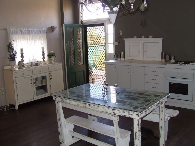 10 Ford Street, York WA 6302