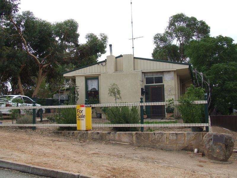 10 Ford Street, York WA 6302