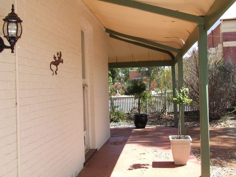 68 Avon Terrace, York WA 6302