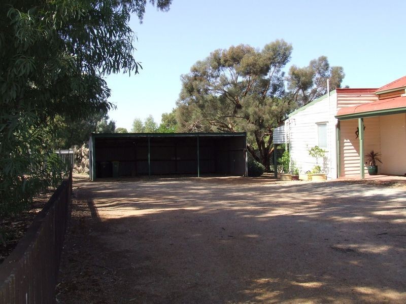 68 Avon Terrace, York WA 6302
