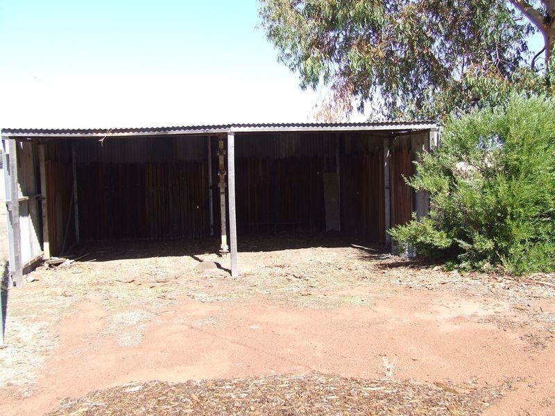 466 Greenhills Road, Greenhills WA 6302