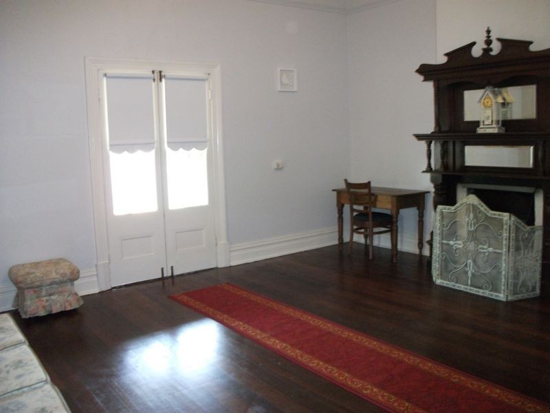 60 Newcastle Street, York WA 6302