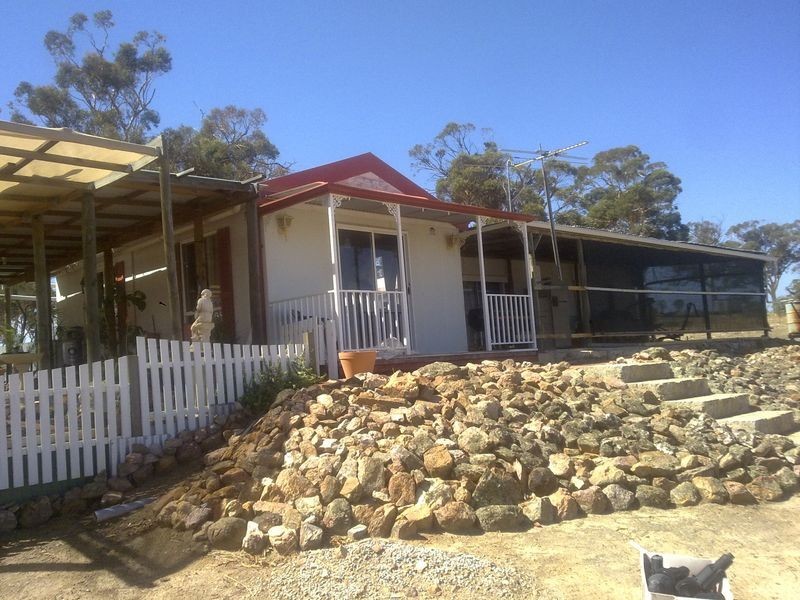 280 Cubbine Road, Badgin WA 6302