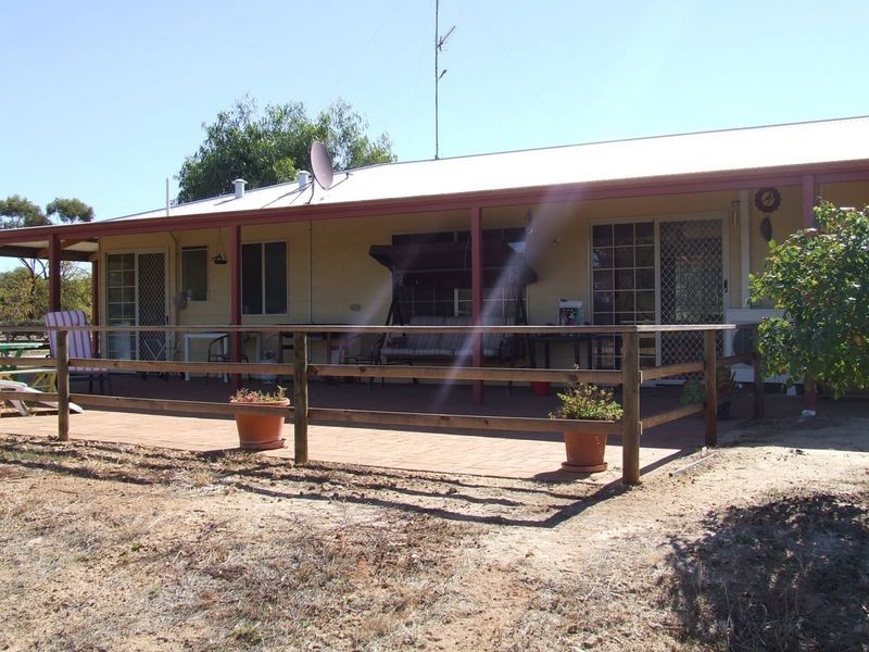 37 Bland Road, York WA 6302