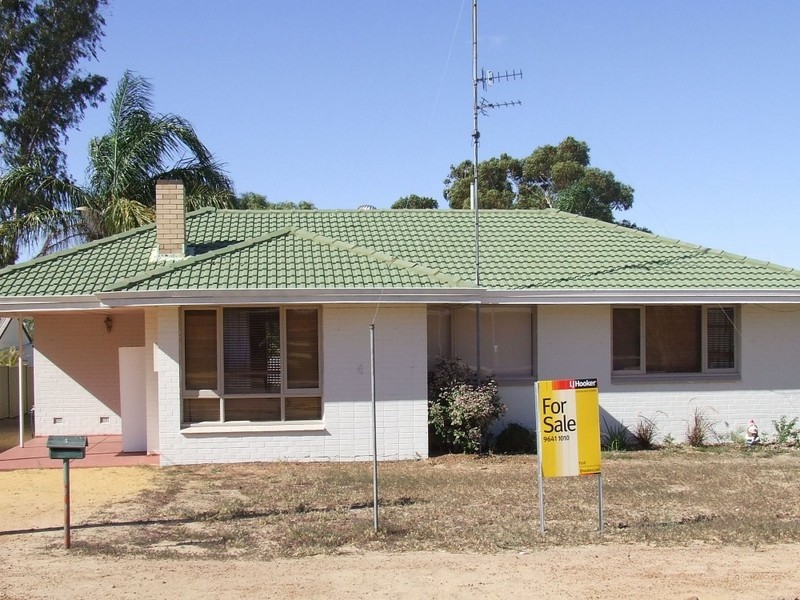 4 Avon Street, Quairading WA 6383