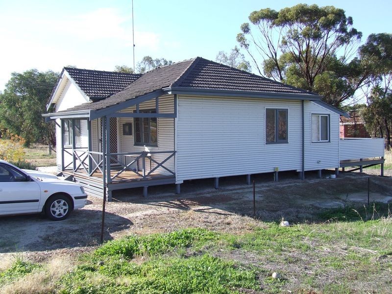 20 George Street, York WA 6302