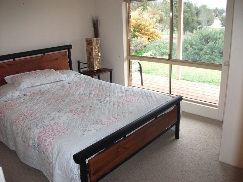 152 Rudall Road, York WA 6302