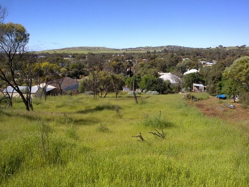 21 Centennial Drive, York WA 6302