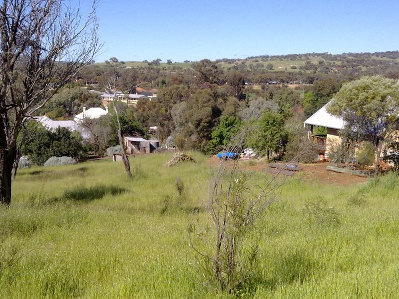 27 Centennial Drive, York WA 6302