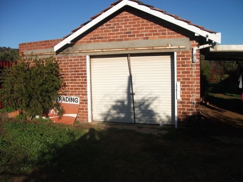 14 Clifford Street, York WA 6302