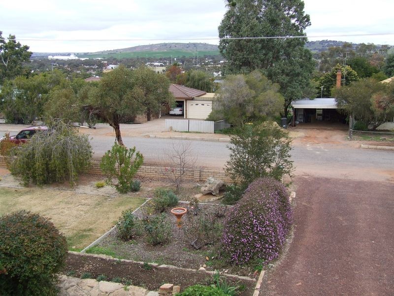 20 Fraser Street, York WA 6302