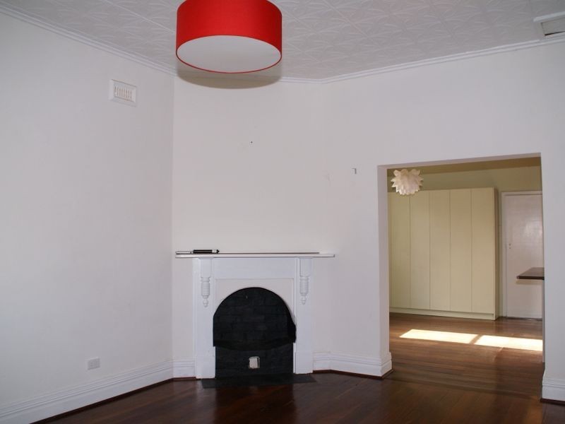 58 Suburban Road, York WA 6302