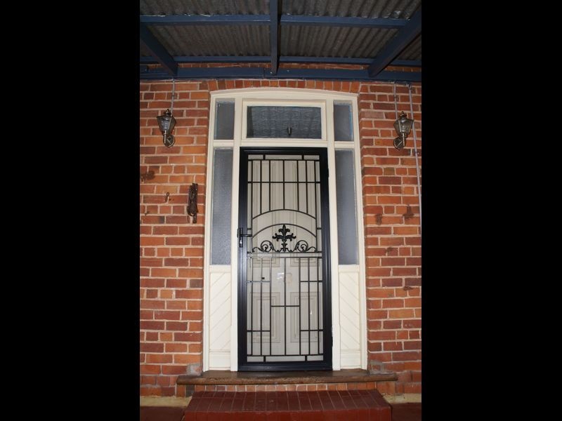 58 Suburban Road, York WA 6302