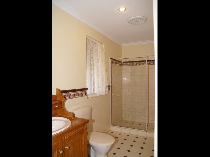 96 Osborne Road, York WA 6302