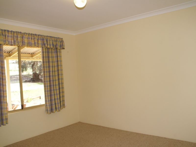 96 Osborne Road, York WA 6302