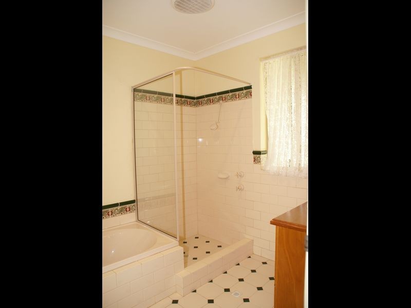 96 Osborne Road, York WA 6302