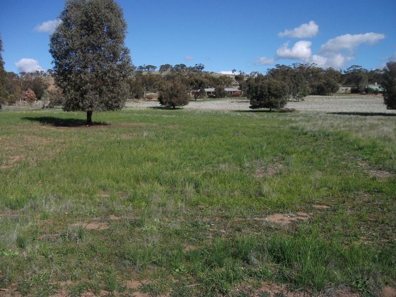 96 Osborne Road, York WA 6302