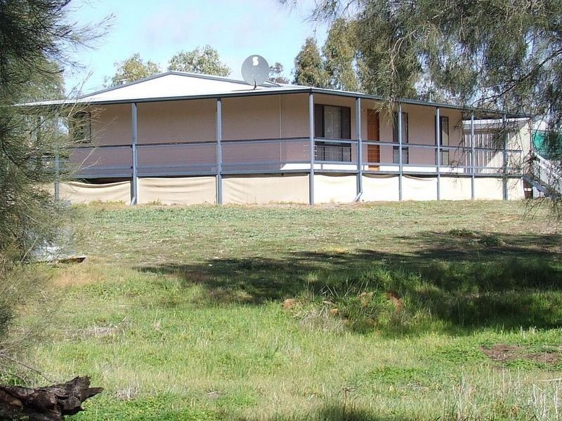 53 & 54 Lukin Street, Beverley WA 6304