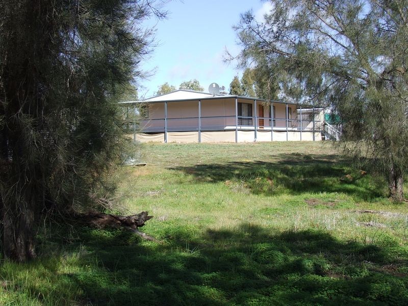 53 & 54 Lukin Street, Beverley WA 6304