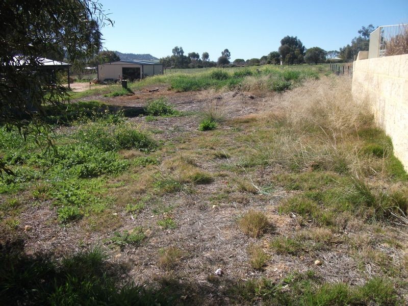 12 Barratt Street, York WA 6302