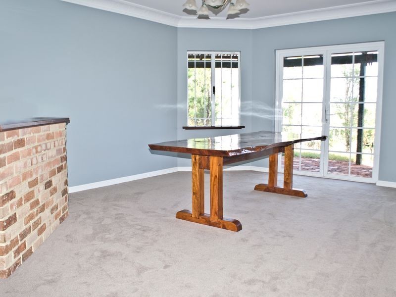 6 Steere Road, York WA 6302