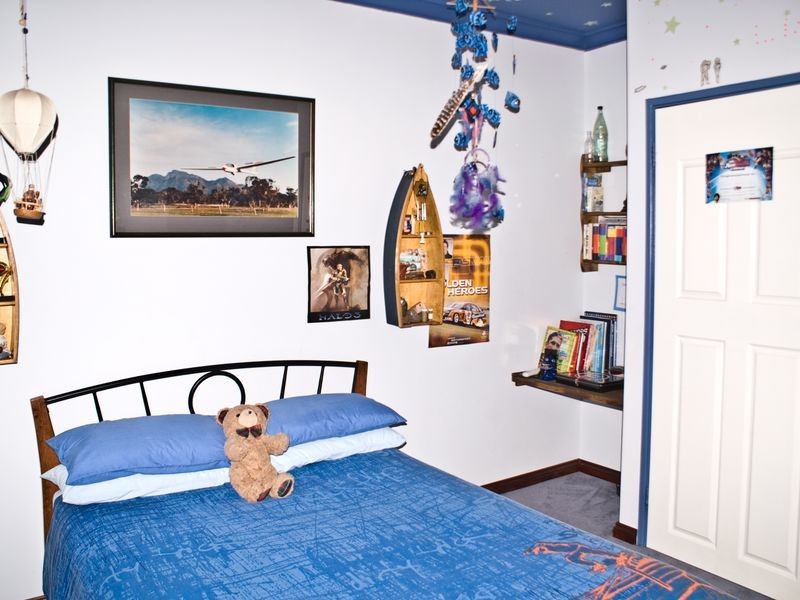 6 Steere Road, York WA 6302