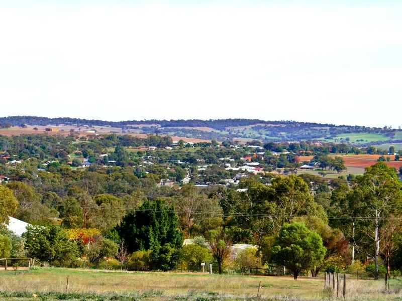 6 Steere Road, York WA 6302